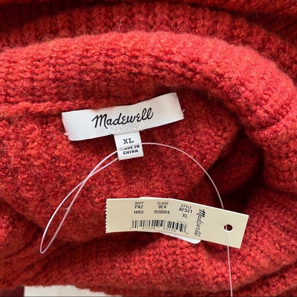 Madewell Turtleneck Sweater In Heather Ruby - Picture 10 of 11